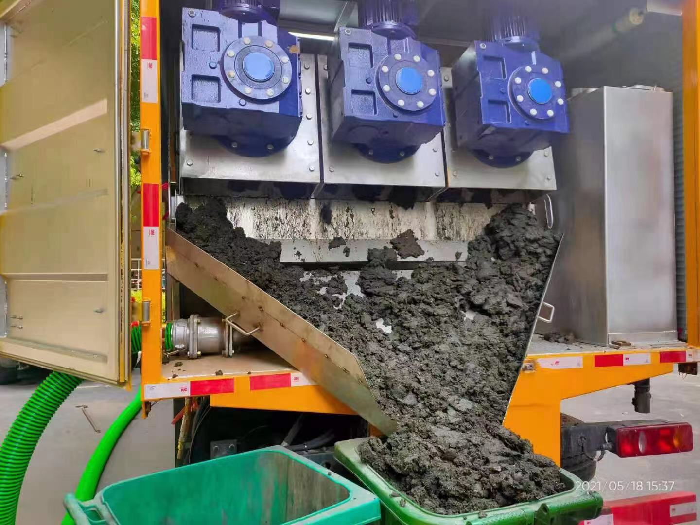 右江化粪池清掏城市维护站-泥浆净化干湿分离处理